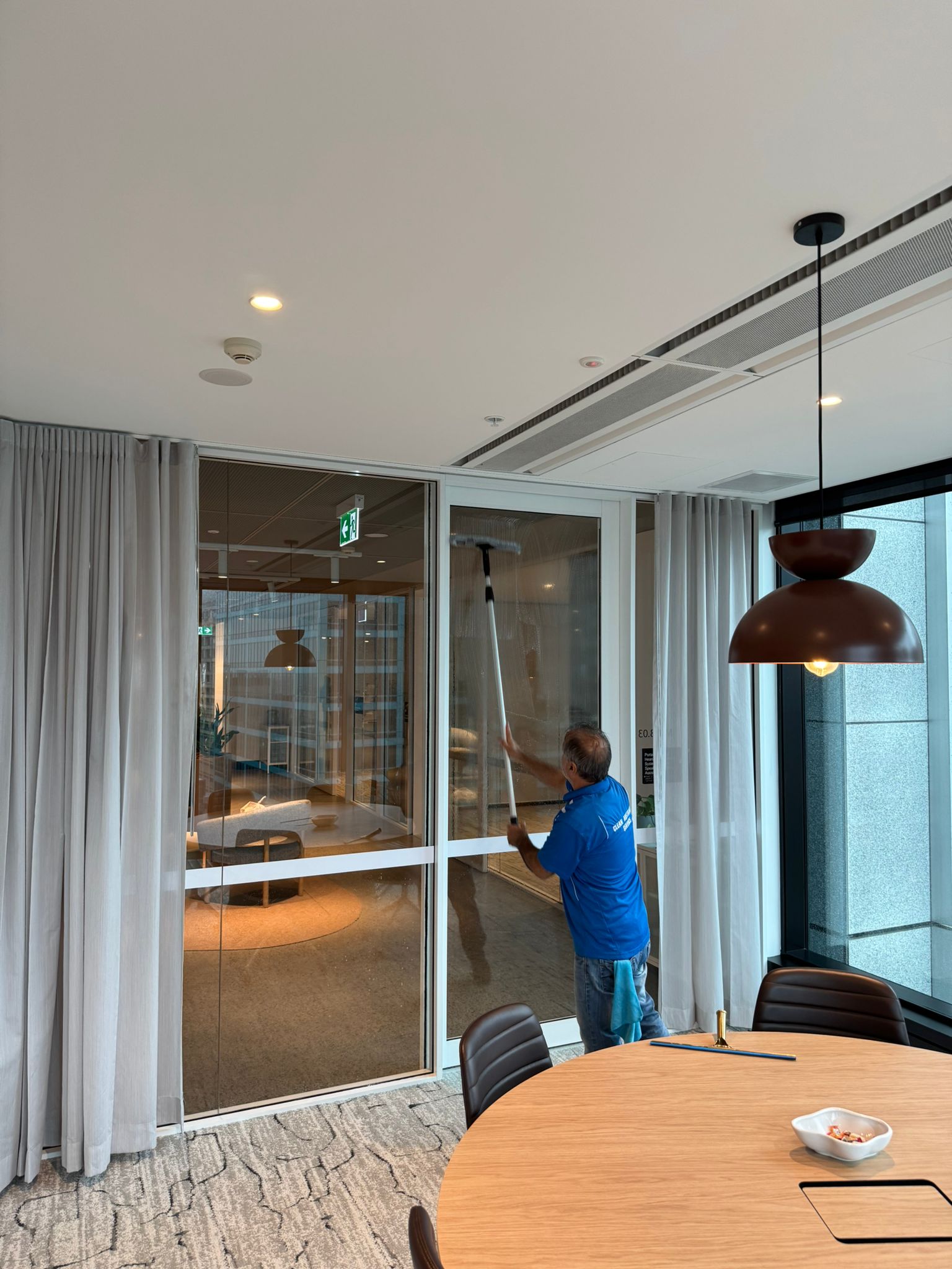 Professional Window Cleaners North Sydney